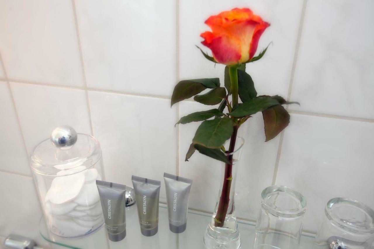 Bed And Breakfast Holter เอนส์เคอเด ภายนอก รูปภาพ